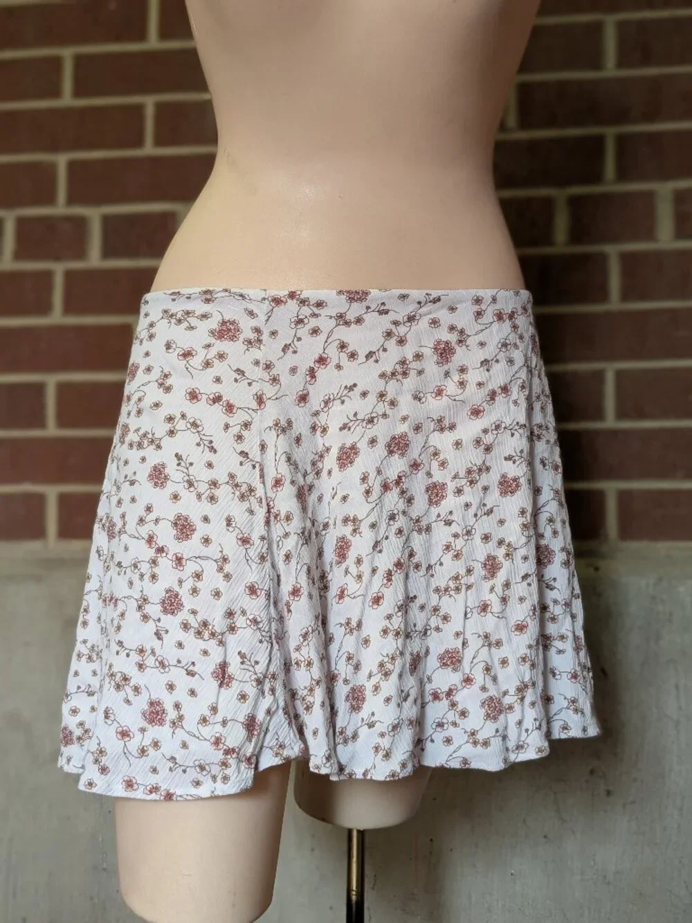 Soul Cake Floral Mini Skirt Large Y2K Style Low Rise Boho Romantic Fairy Grunge